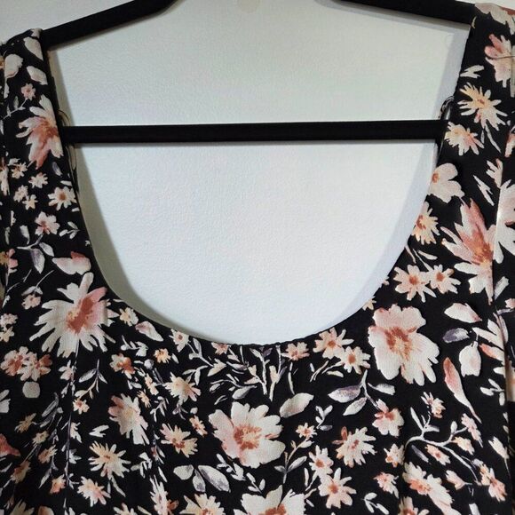 EUC AMERICAN EAGLE OUTFITTERS FLORAL DEEP SCOOP NECK BABYDOLL DRESS SIZE M - Picture 8 of 16